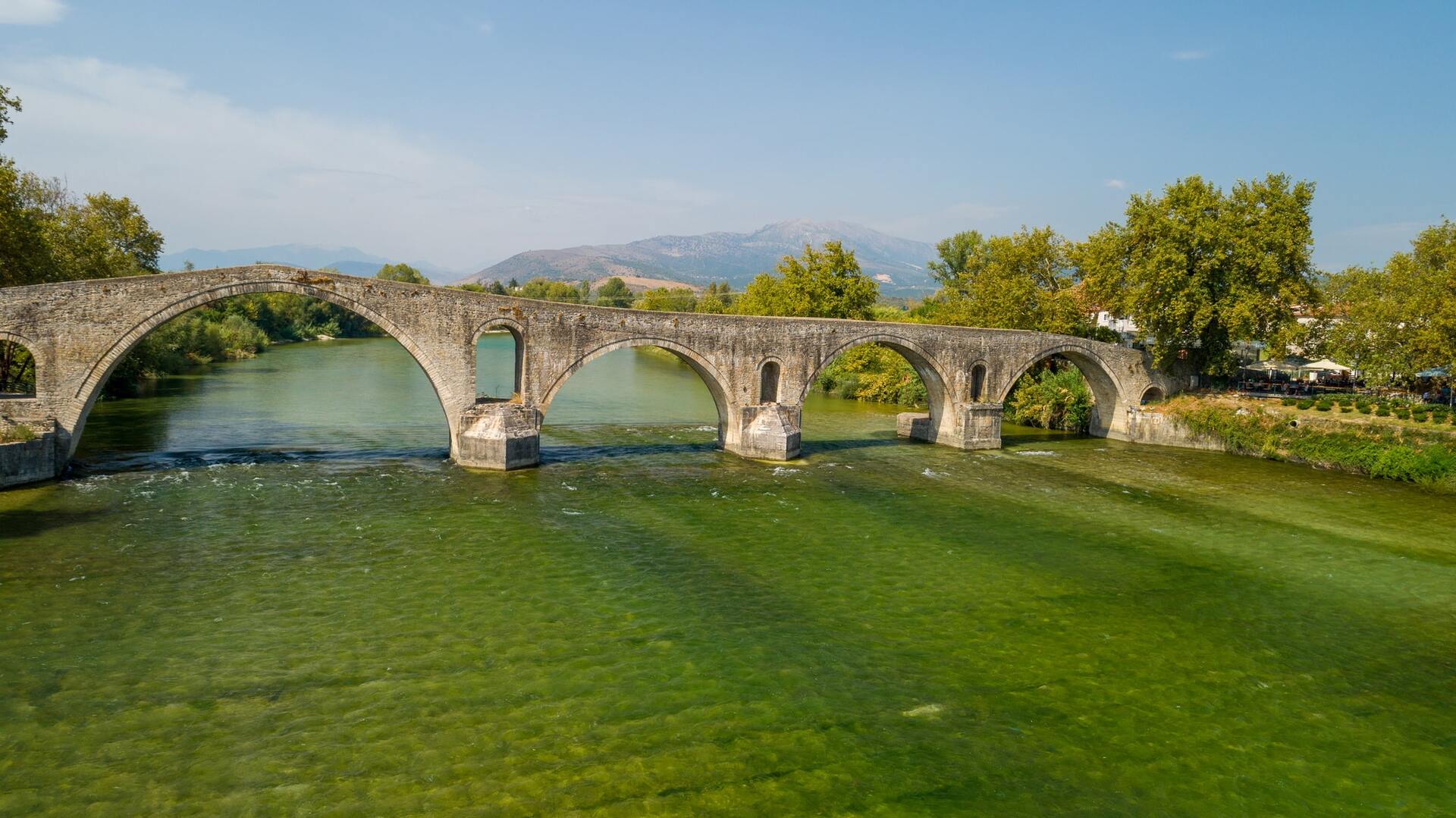 Το Λιθόκτιστο Γεφύρι της Άρτας